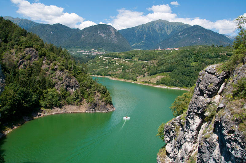 Lago di Santa Giustina Val di Non Trentino